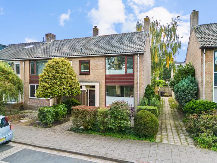 P.C. Hooftlaan 34 in Uithoorn foto