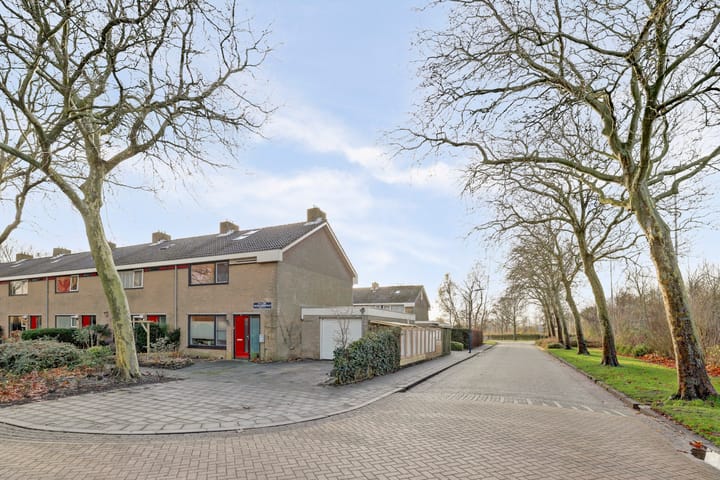 P.W.A.Cort van der Lindenstraat 2 in Harlingen foto