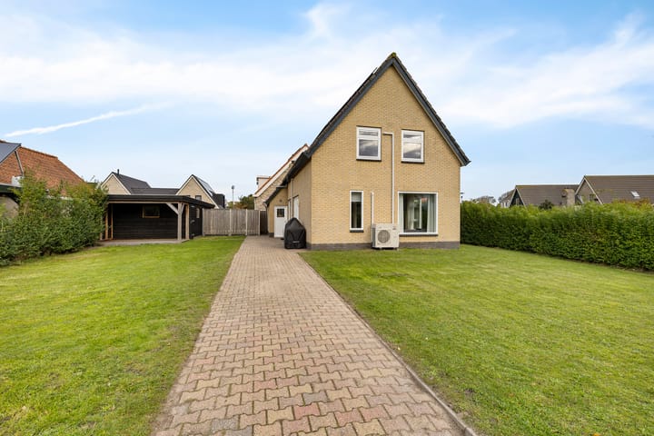 Paasduinweg 6 in Buren