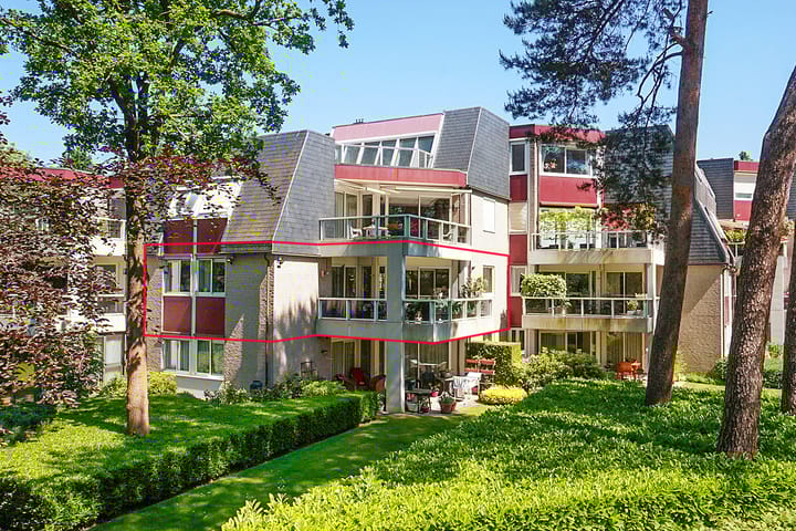 Paltzerweg 131A in Bilthoven foto