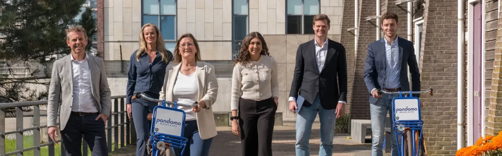 Mannschaftsfoto von Pandomo