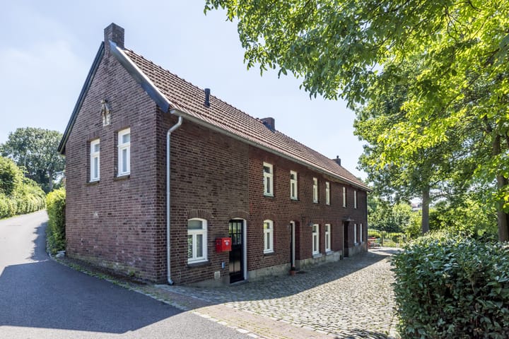 Papenweg 4 in Mheer foto