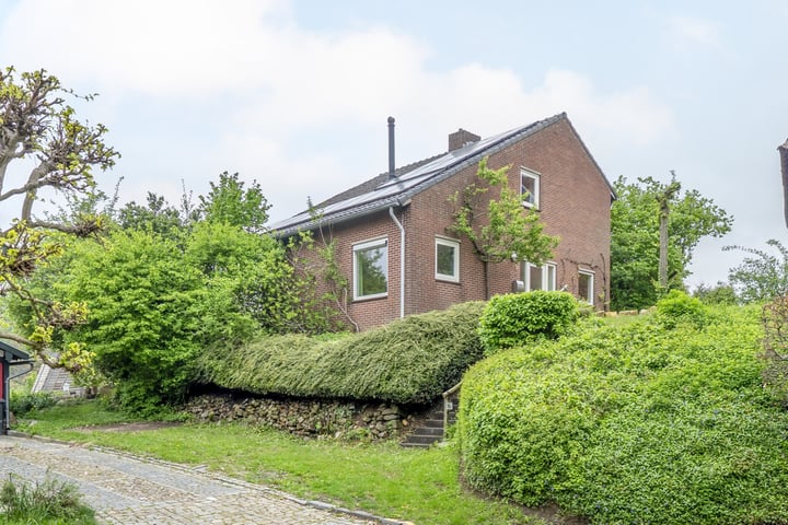 Papenweg 5 in Mheer foto