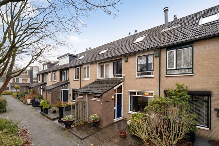 Paradijsvogelhoek 30 in Spijkenisse foto
