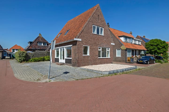Parallelstraat 1 in Grou