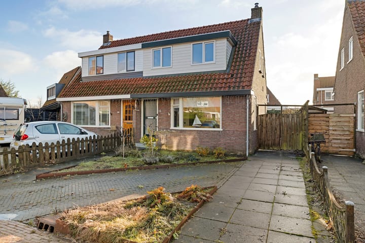 Parallelstraat 16 in Grou