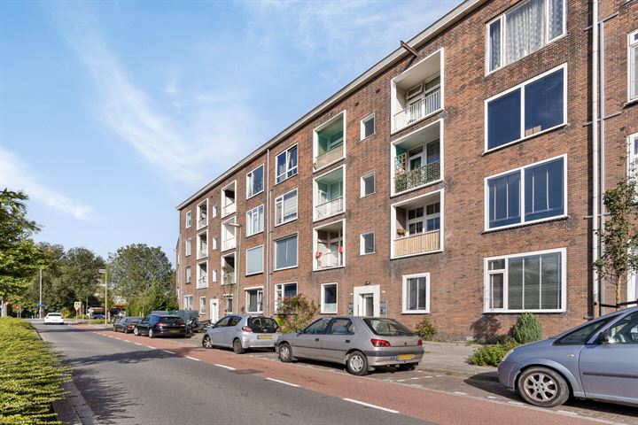 Parallelweg 128A in Vlaardingen foto