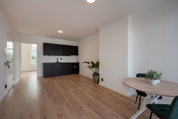 Parallelweg 36 in Vlaardingen foto