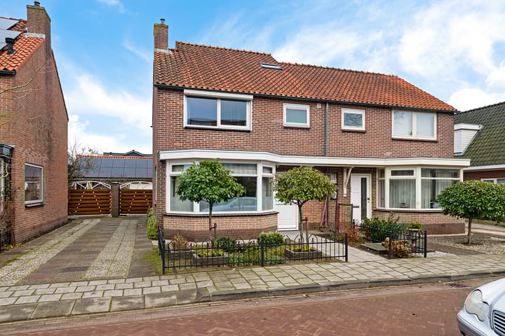 Parallelweg 5 in Sint Pancras foto