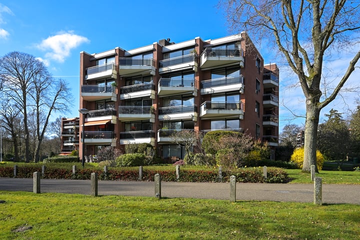 Park Oud Wassenaar 14 in Wassenaar foto