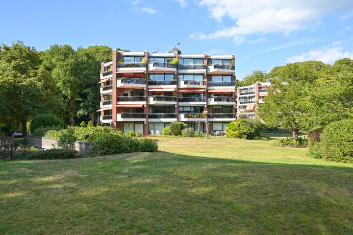 Park Oud Wassenaar 33 in Wassenaar foto