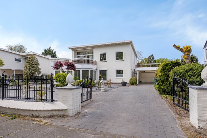 Parklaan 45 in Roosendaal