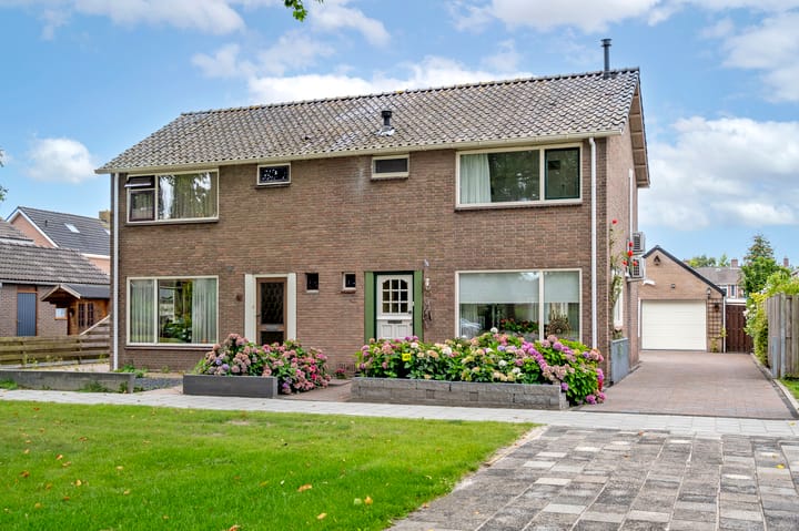 Parklaan 49 in Nieuw-Buinen foto