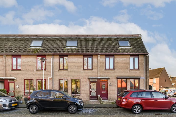 Foto van woning Parklaan 63, Spijkenisse