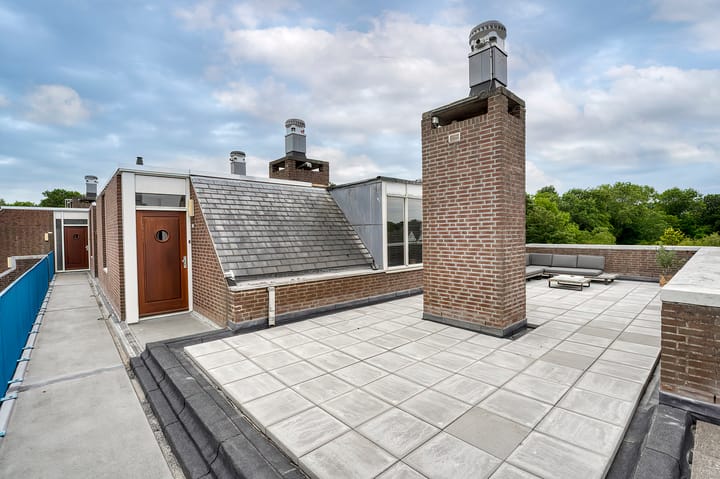 Passage 317 in Sassenheim foto