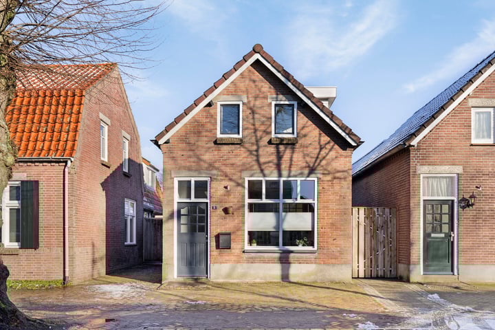 Pastoor Castelijnsstraat 21 in Handel foto