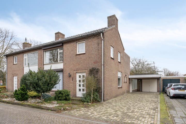Pastoor Janssenstraat 3 in Zeeland foto