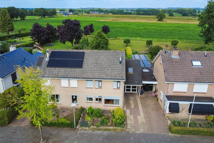 Pastoor Petersstraat 30 in Rijssen foto