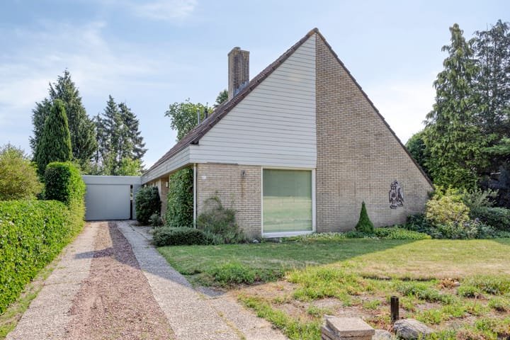 Pastoor Rientjesstraat 51 in Hellendoorn foto