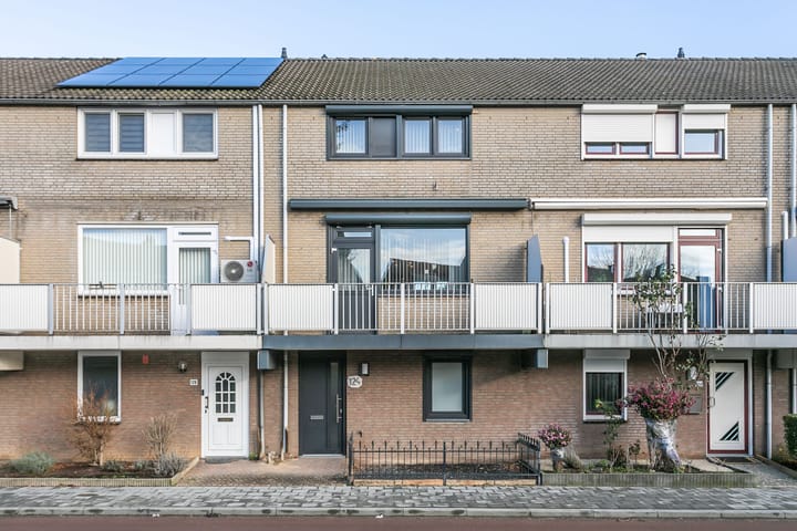 Pastoor Savelbergstraat 124 in Brunssum foto