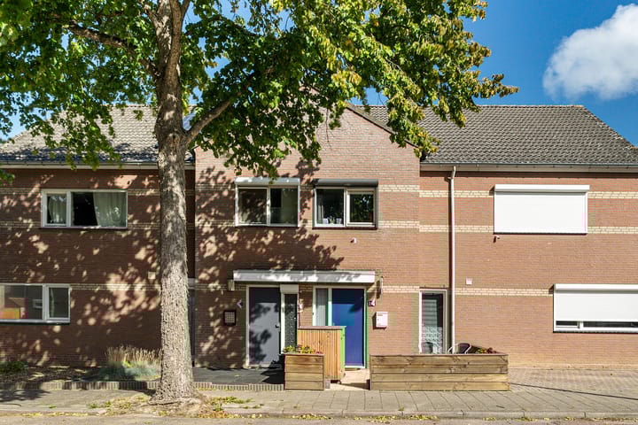 Pastoor Schoenmaeckersstraat 17C in Geleen foto