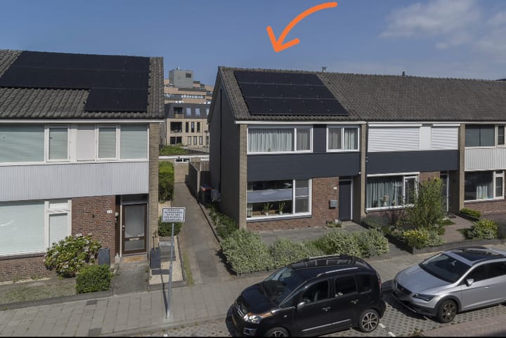 Pastoor van Akenstraat 112 in Roosendaal foto