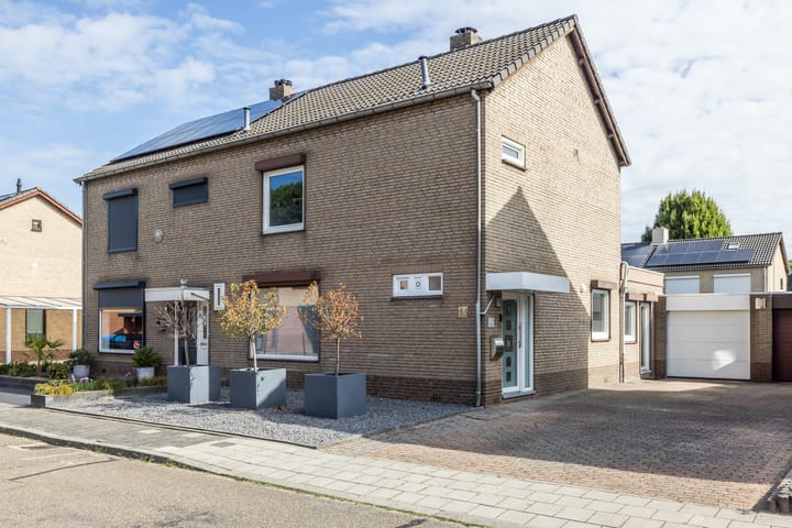 Patchstraat 13 in Sittard foto