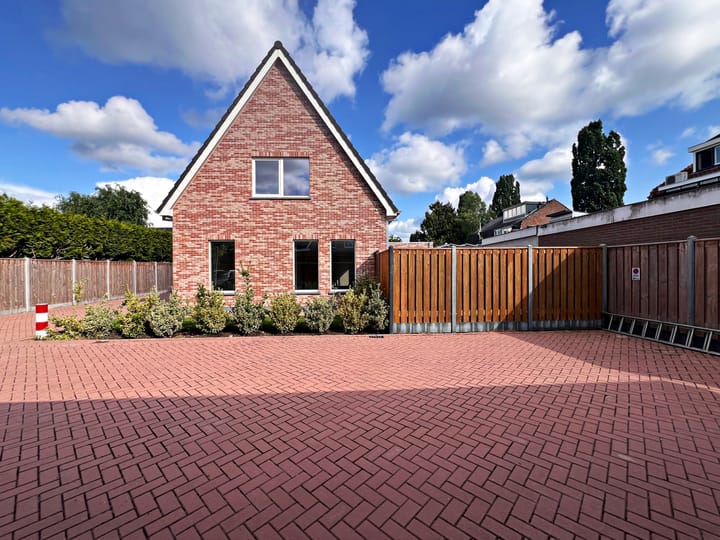 Pater Andreoliweg 3 in Austerlitz foto