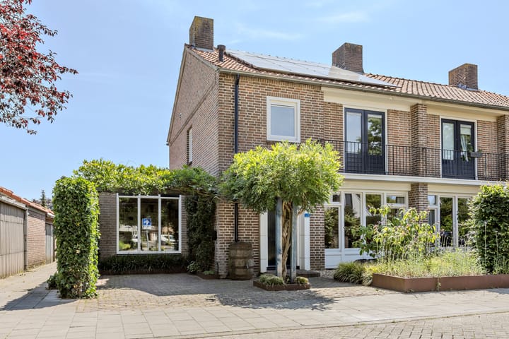 Pater Berthierstraat 2 in Grave foto