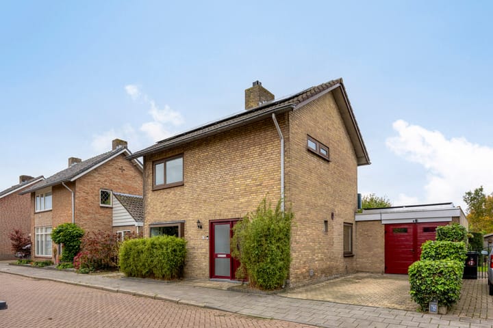 Pater van den Elsenstraat 60 in Haarsteeg foto