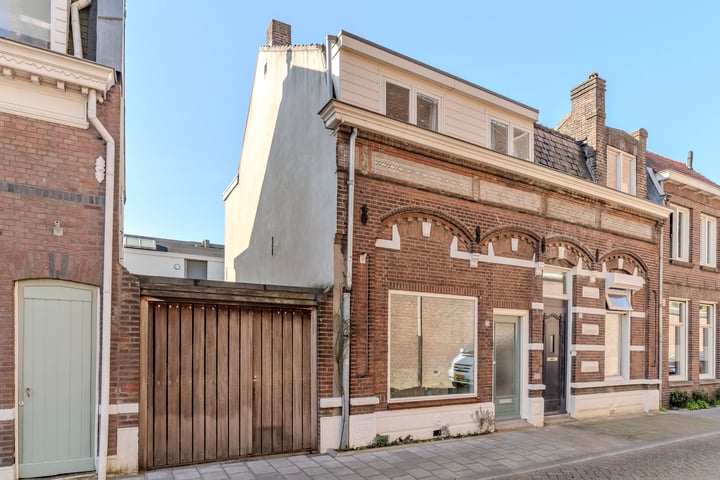 Paterstraat 79 in Tilburg foto