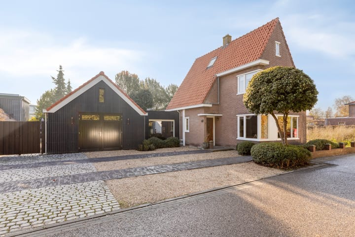 Paulina van Weellaan 1 in Dirksland foto