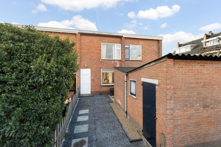 Paulus Potterstraat 3 in Krimpen aan den IJssel foto