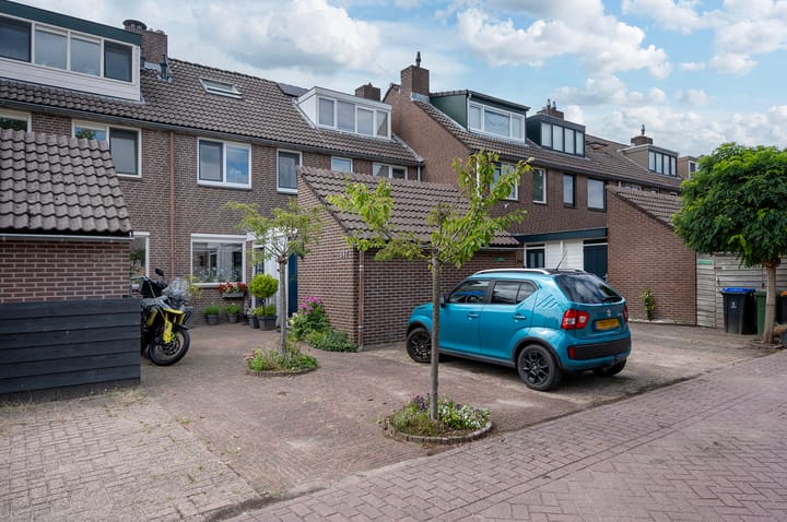 Pauwenkamp 242 in Maarssen foto