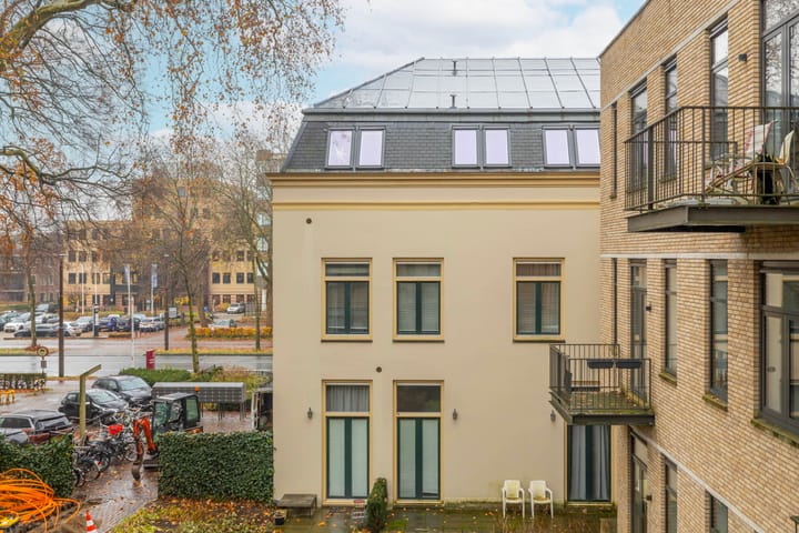 Pauwenstraat 62 in Hilversum foto