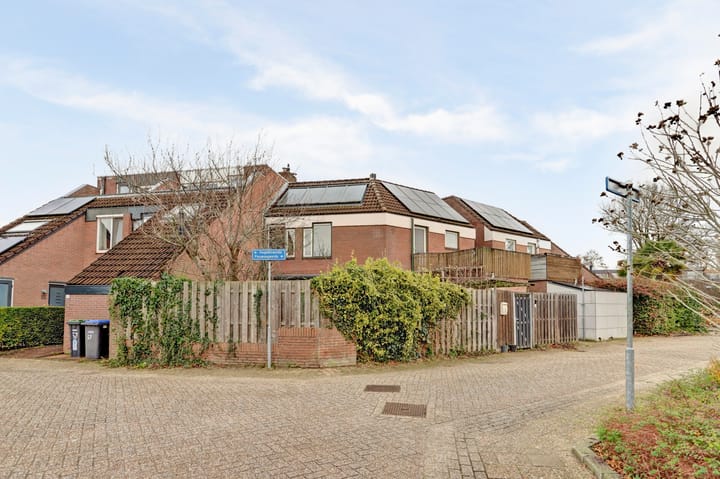 Pauwoogweide 1 in Nieuwegein foto