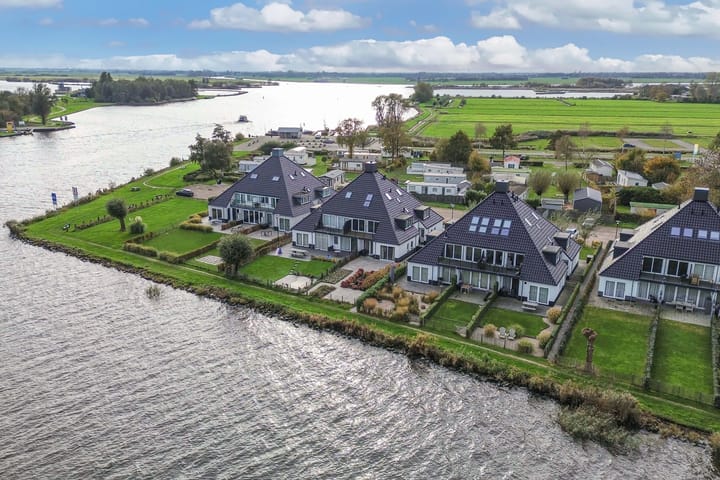 Foto van woning Paviljoenwei 14-16, Offingawier