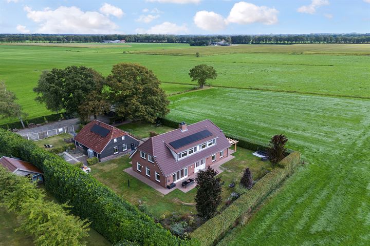 Peezeweg 5 in Dalfsen foto