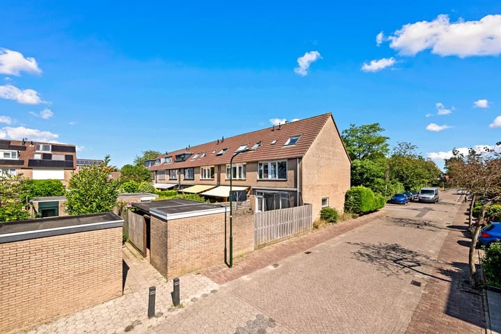 Pelikaanhof 1 in Leidschendam foto