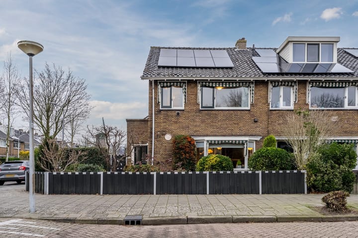 Pellekaanstraat 12 in Koog aan de Zaan foto