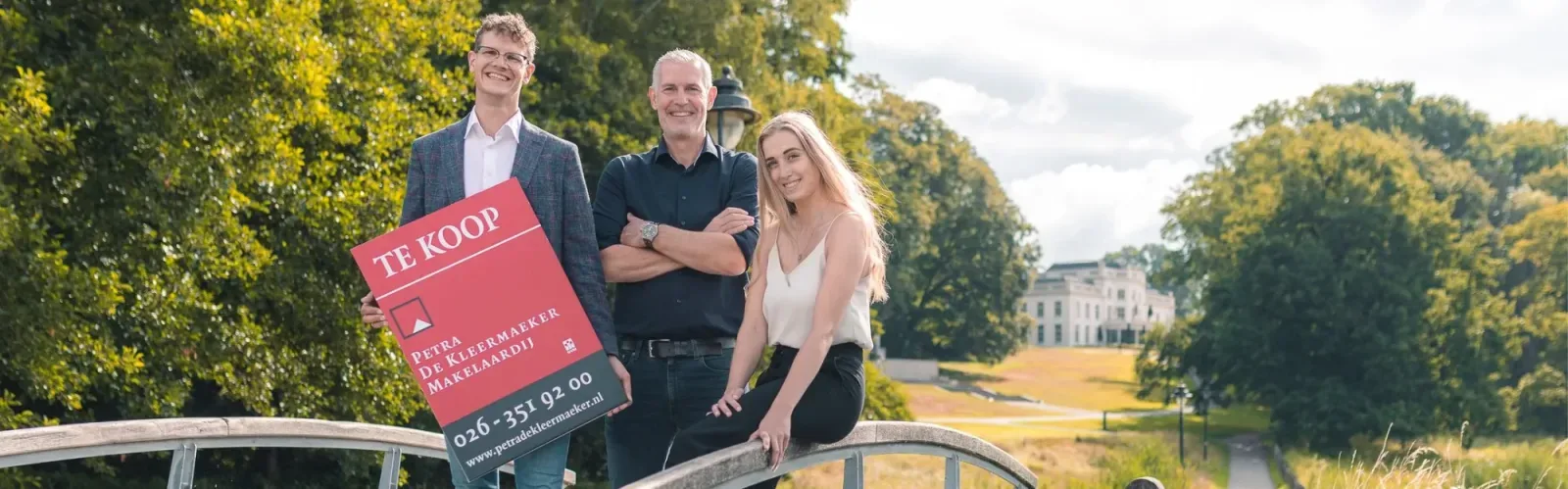 Team foto van Petra De Kleermaeker Makelaardij