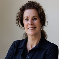 Foto van Petra Salmans (Directiesecretaresse)