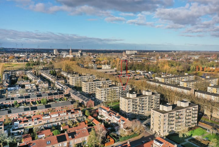 Pettelaarseweg 121 in 's-Hertogenbosch foto