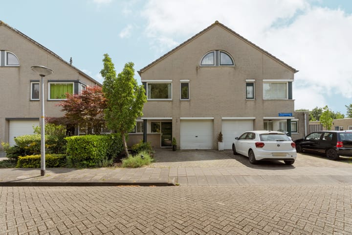 Petuniastraat 49 in Almere foto