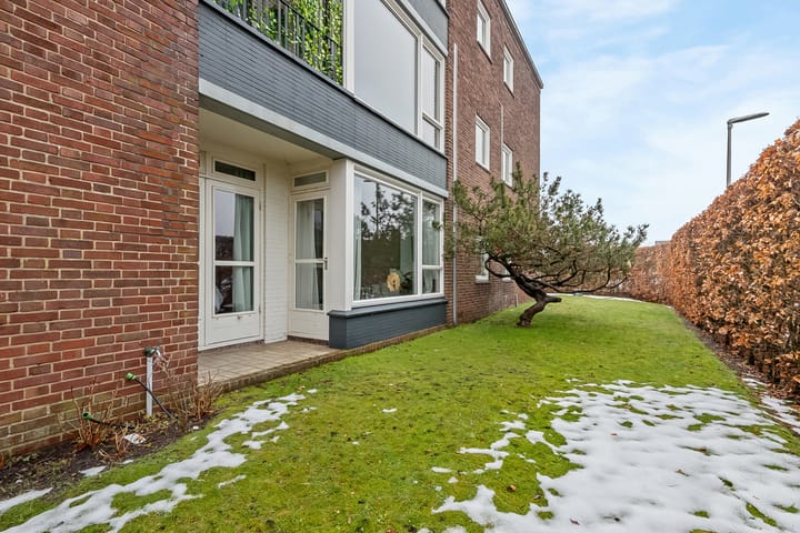 Piet Heinlaan 38 in Bussum