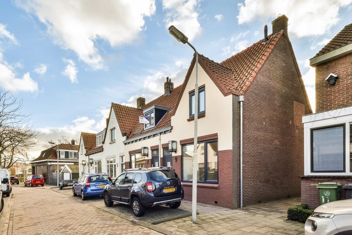 Piet Heinstraat 9 in Wormerveer foto