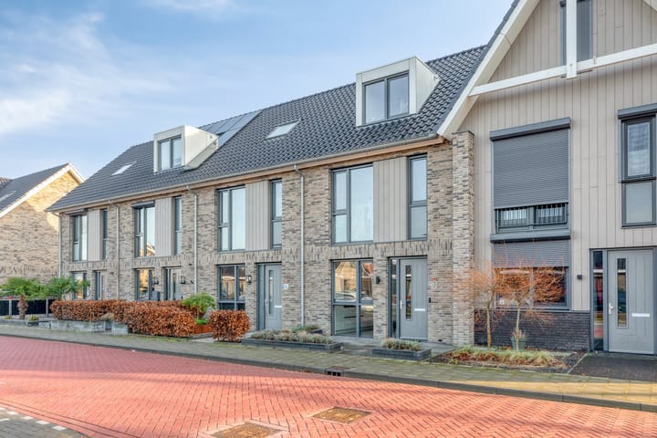 Piet Snoeijersstraat 8 in Steenbergen