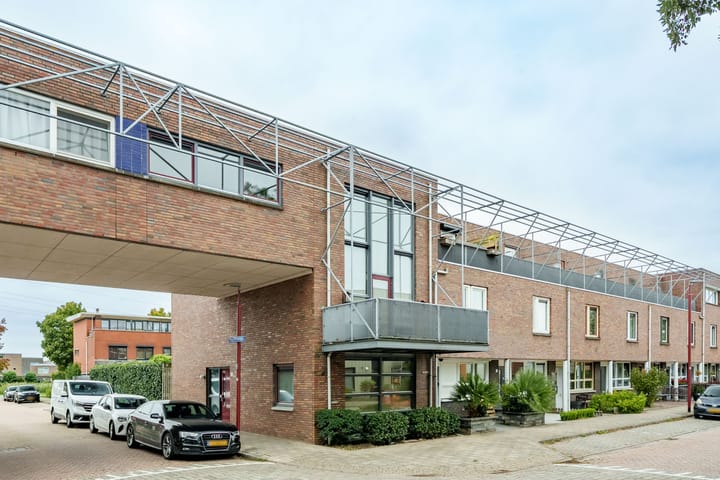Pieter Aertsenhage 50 in Nieuwegein foto