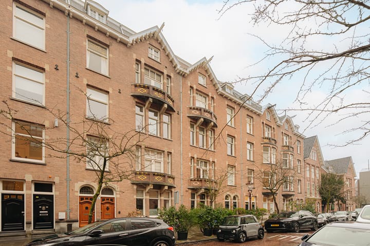 Pieter de Hoochstraat 14-2 in Amsterdam