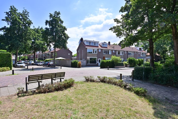 Pieter de Hooghlaan 1 in Muiderberg foto